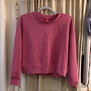 Lululemon perfectly oversized cropped crew size 4 pink